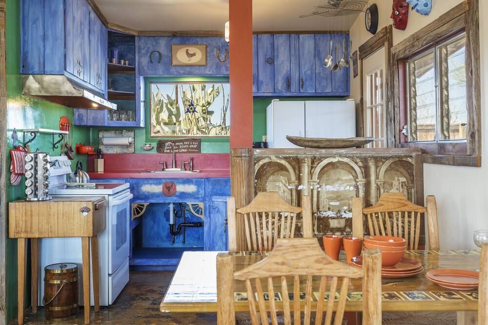 Constellation Compound