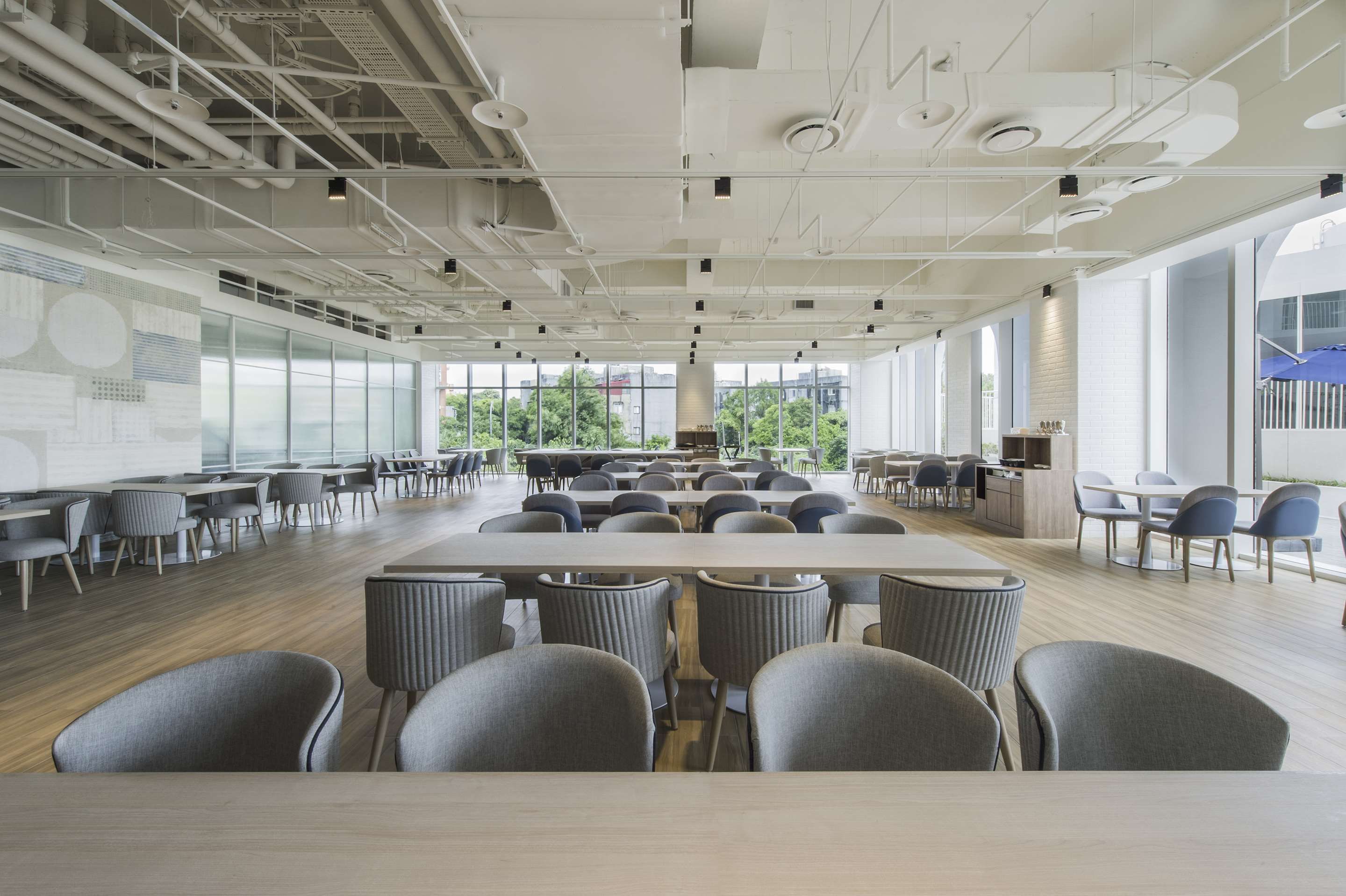 Golden Tulip Fab Hotel New Taipei