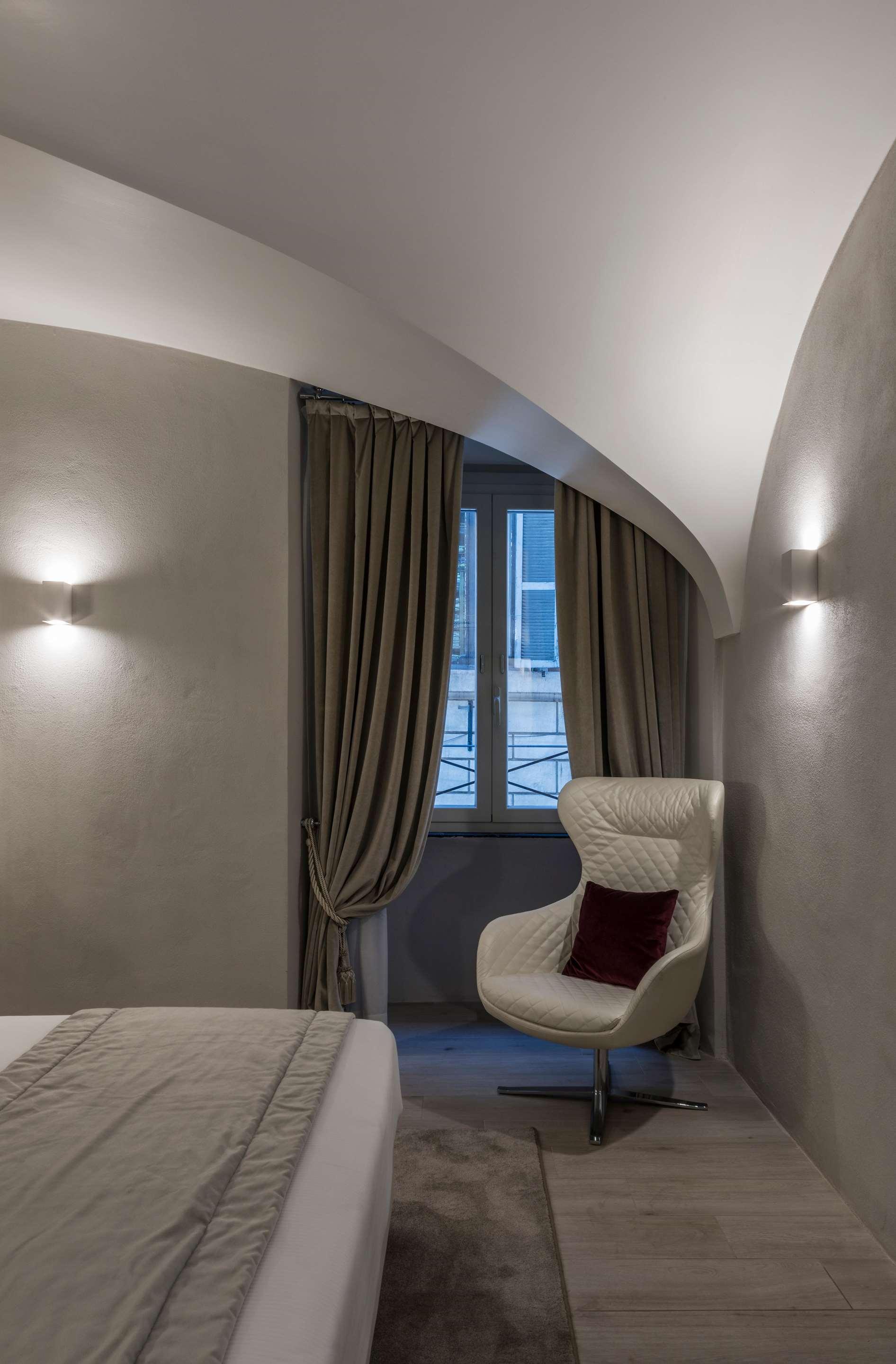 ice-143369-72108845_3XL-586642 Terrace Pantheon Relais