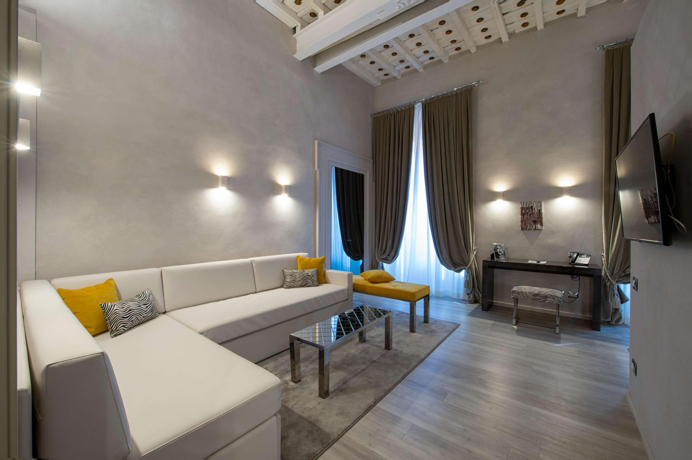 ice-143369-72108999_3XL-101497 Terrace Pantheon Relais