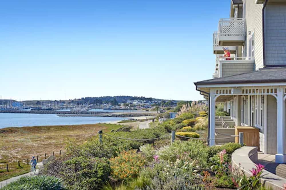 Beach House Half Moon Bay