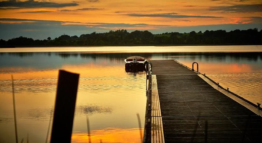 Wineport Lodge