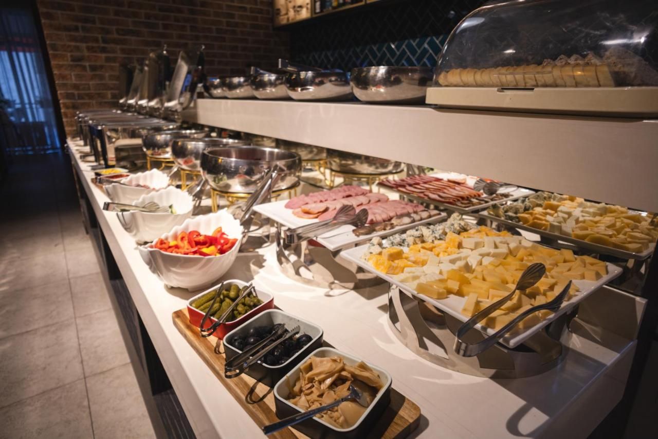 Resident Hotel Kazybek Bi