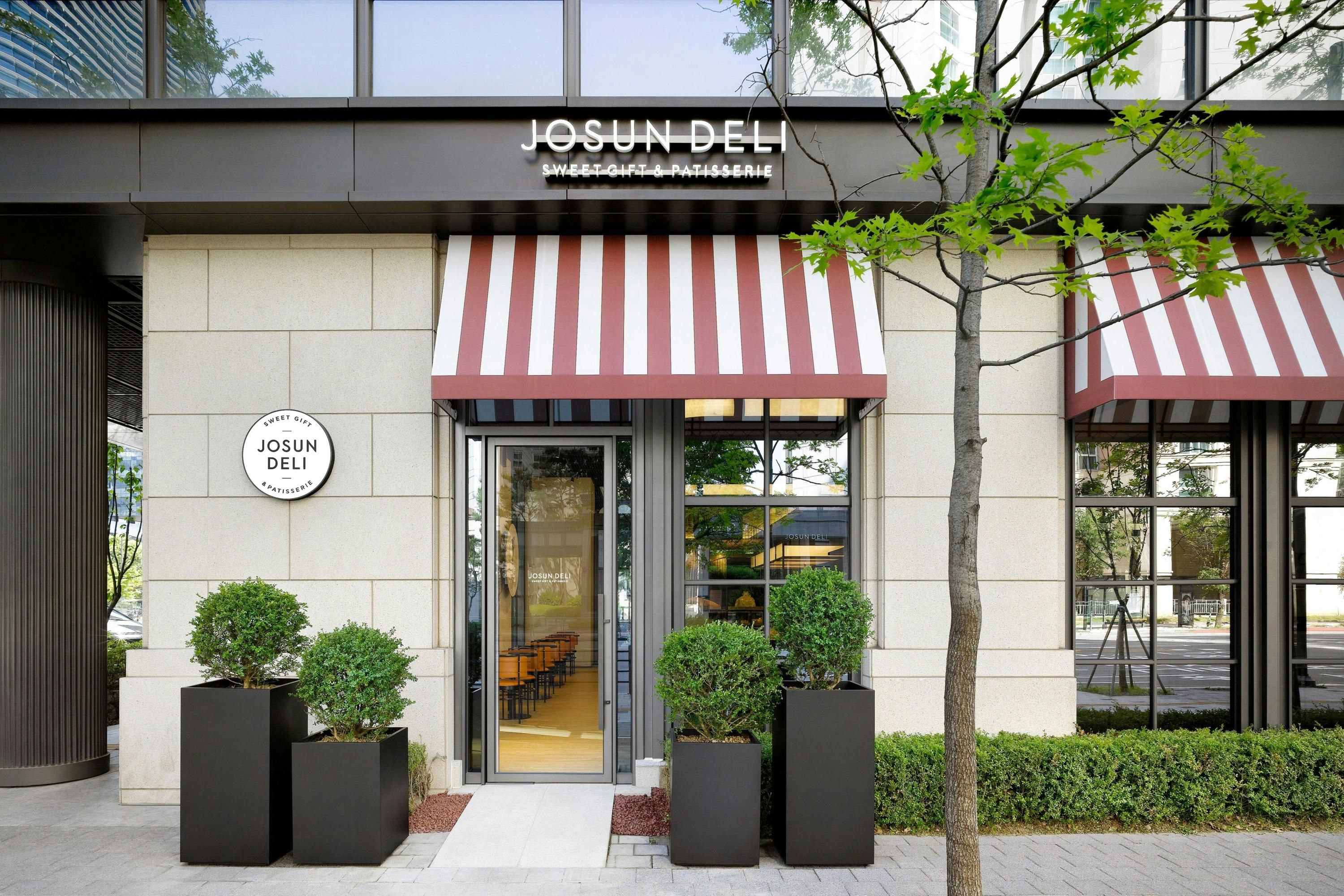 GRAVITY JOSUN Seoul Pangyo, Autograph Collection