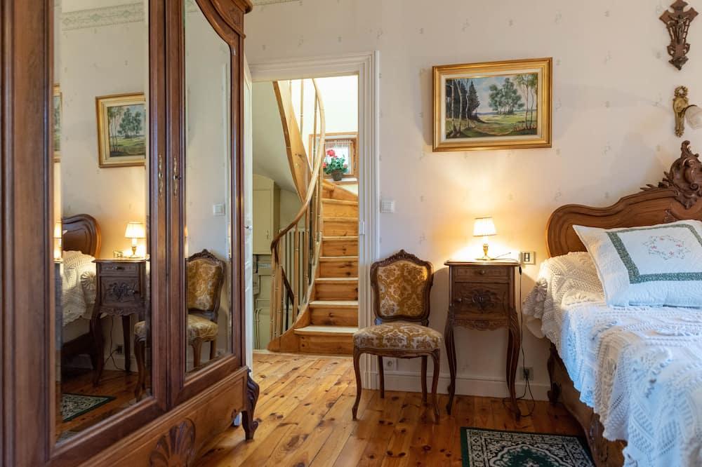 Charming villa near downtown Le Puy-en-Velay, on the road to Compostela Auvergne - Puy-en-Velay visuel 3/5 Charming villa near downtown Le Puy-en-Velay, on the road to Compostela Auvergne - Puy-en-Velay visuel 3/5