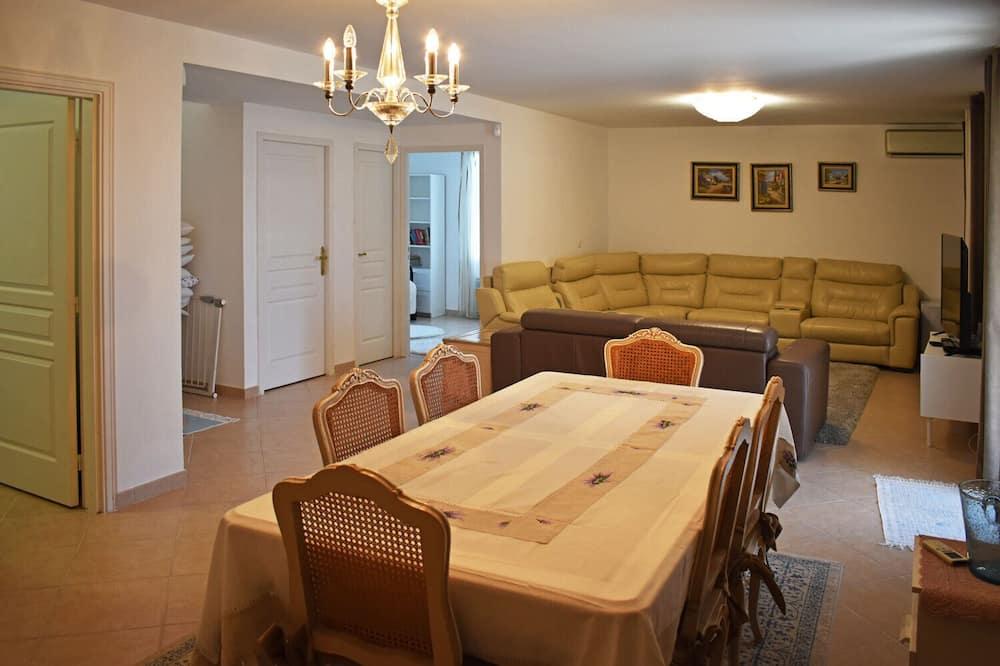 Magnificent sea view villa with swimming pool in private grounds Provence-Alpes-Côte d'Azur - Villeneuve-Loubet visuel 3/10