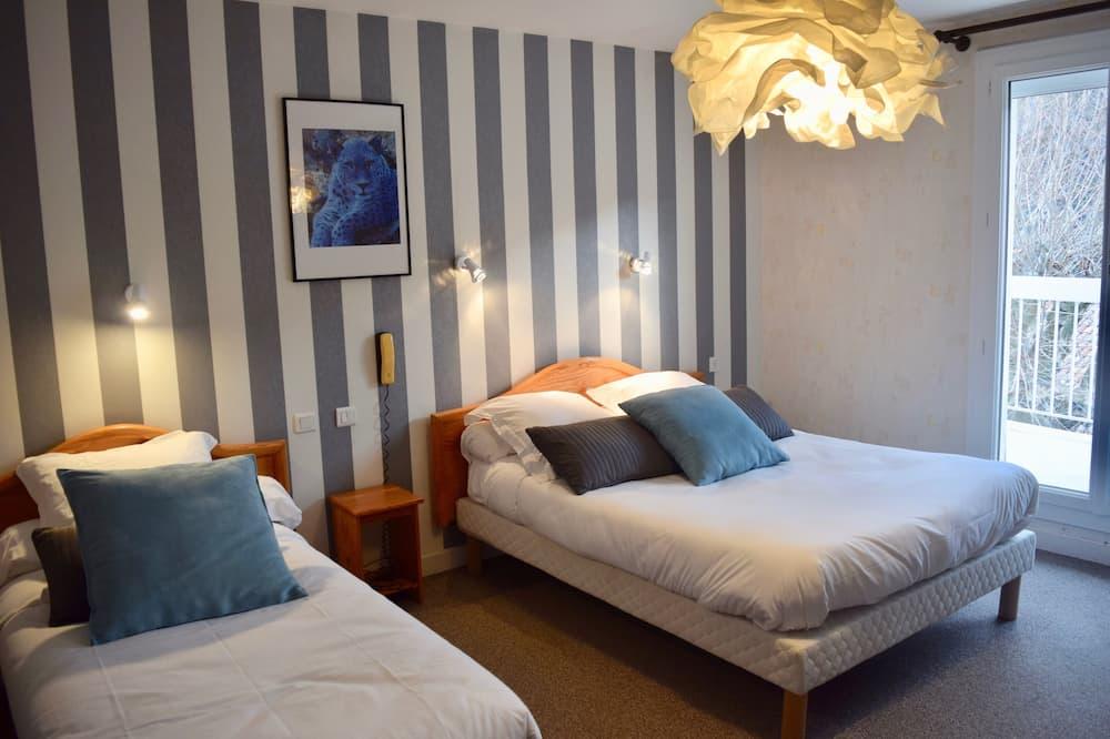 Hôtel et appartements les platanes Rhône-Alpes - Thueyts visuel 1/5 Hôtel et appartements les platanes Rhône-Alpes - Thueyts visuel 1/5