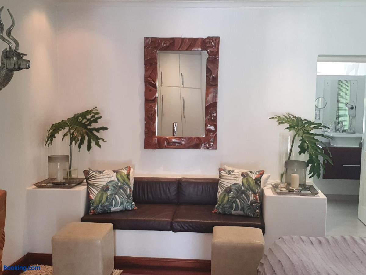 booking-233639-619257204-871817 De Kloof Luxury Estate