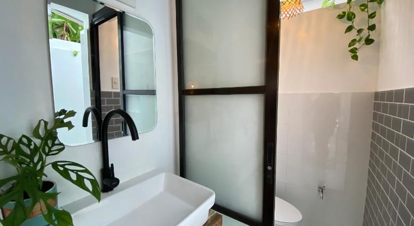 11th Earth Farm and Resort