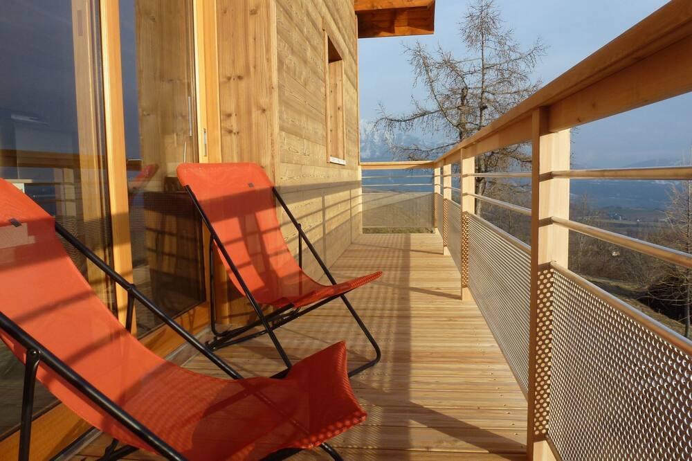 Superb chalet close to the ECRINS slopes, mountain atmosphere, quiet, overlooking the valley. Provence-Alpes-Côte d'Azur - Saint-Michel-de-Chaillol visuel 5/5 Superb chalet close to the ECRINS slopes, mountain atmosphere, quiet, overlooking the valley. Provence-Alpes-Côte d'Azur - Saint-Michel-de-Chaillol visuel 5/5