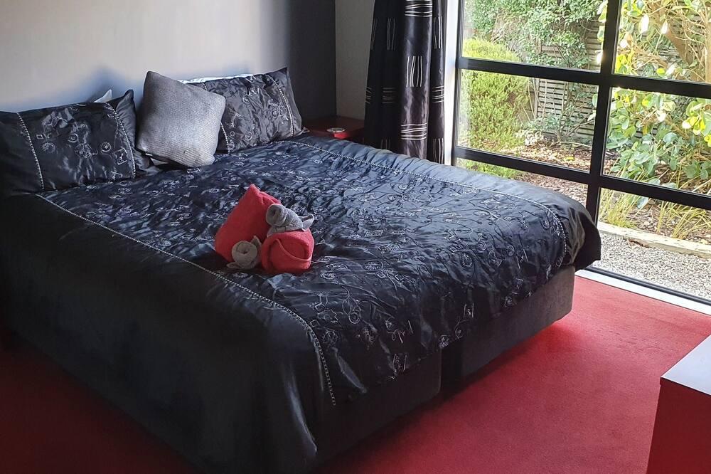expedia_group-407924-142923728-613025 De Vine Martinborough 14 Cologne Street