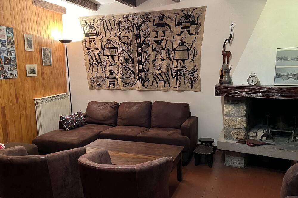 Village house in the heart of the Clarée valley Provence-Alpes-Côte d'Azur - Val-des-Prés visuel 4/5 Village house in the heart of the Clarée valley Provence-Alpes-Côte d'Azur - Val-des-Prés visuel 4/5