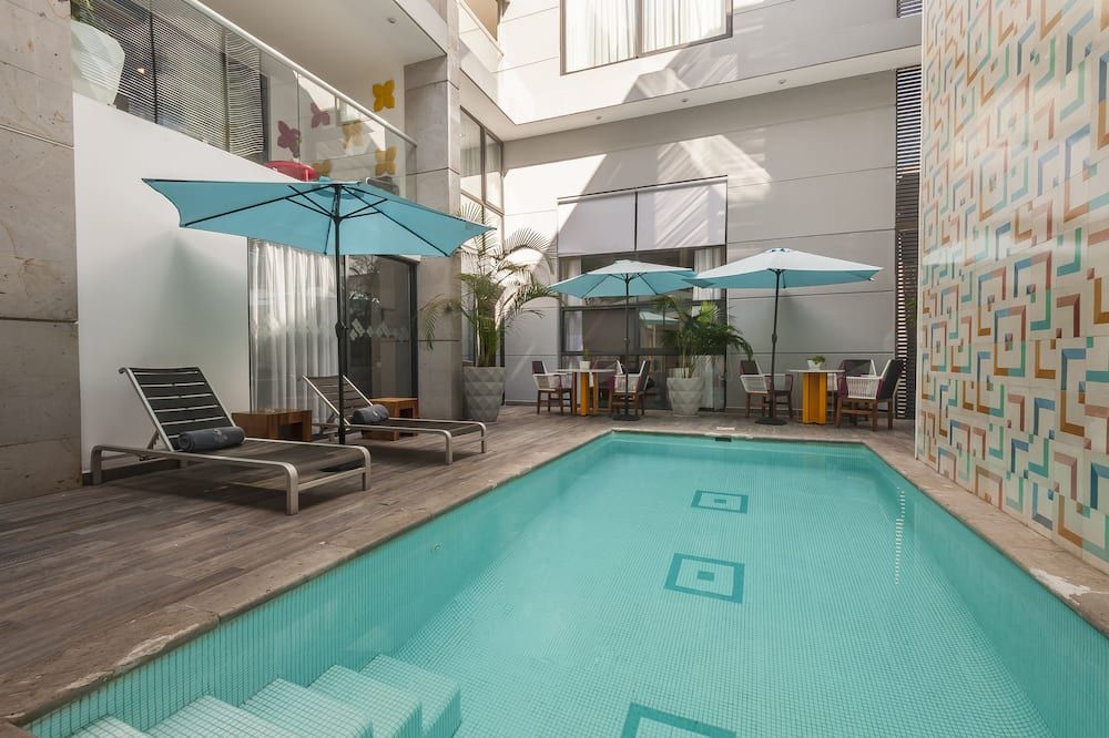 FCH Hotel Expo Adults only