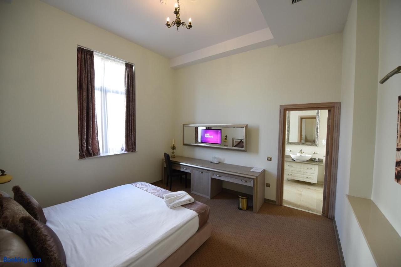 booking-2216077-89325362-348076 Euro Hotel Grivita