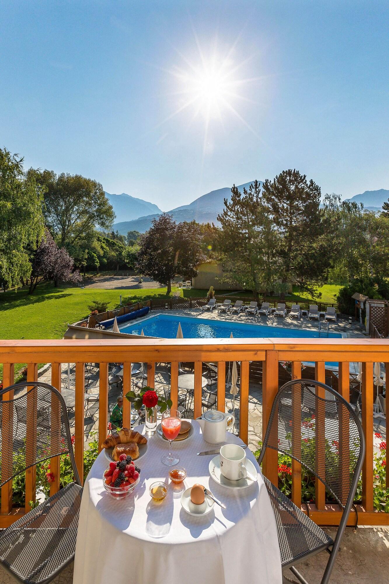 Hôtel Les Bartavelles Provence-Alpes-Côte d'Azur - Krots visuel 2/5 Hôtel Les Bartavelles Provence-Alpes-Côte d'Azur - Krots visuel 2/5