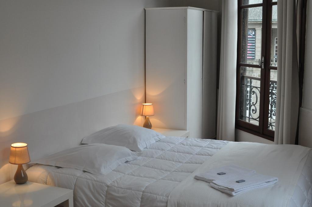 Cafe Hotel du Theatre Bretagne - Dinan visuel 2/5 Cafe Hotel du Theatre Bretagne - Dinan visuel 2/5