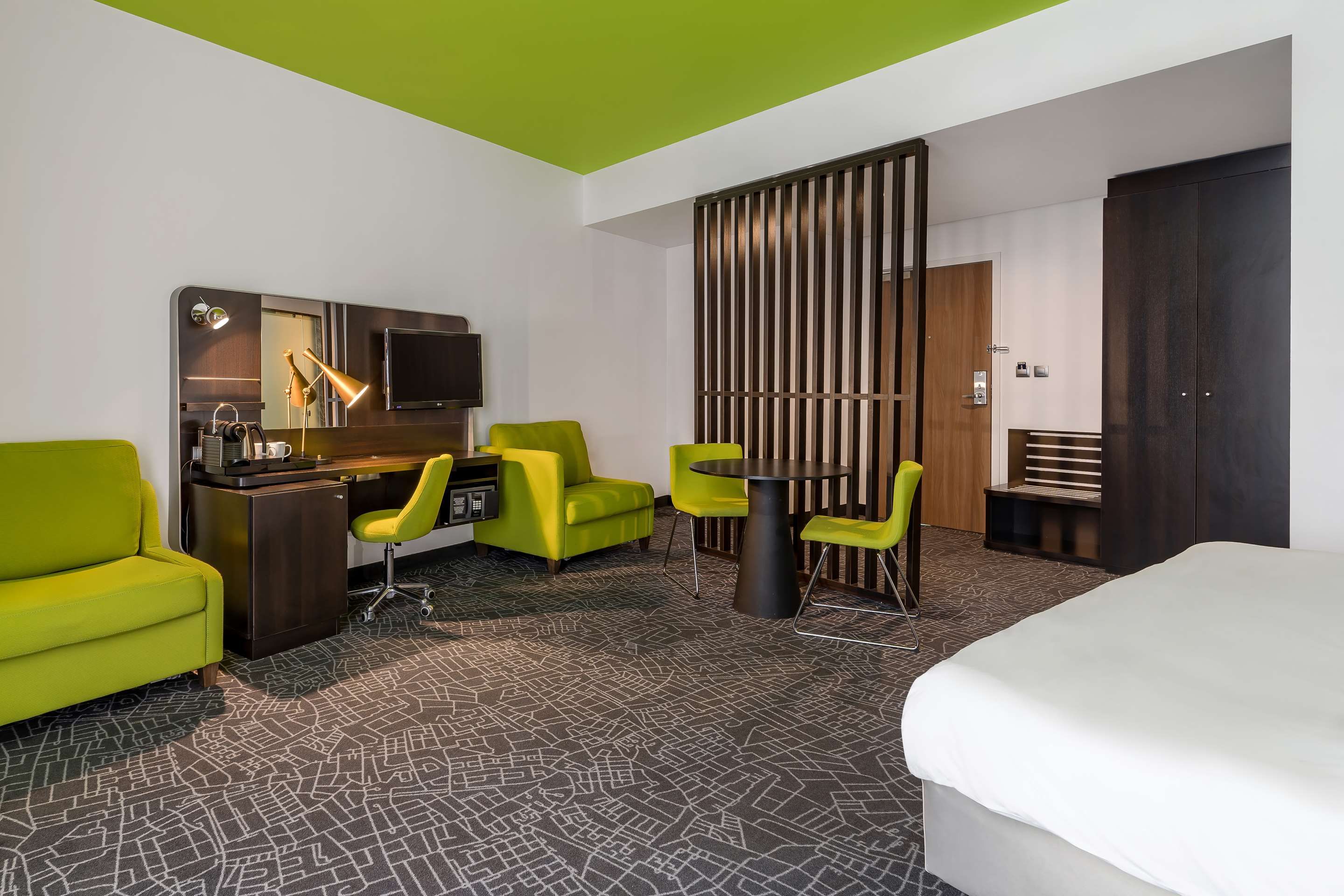 Cosmos Saint-Petersburg Pulkovo Apt Htl