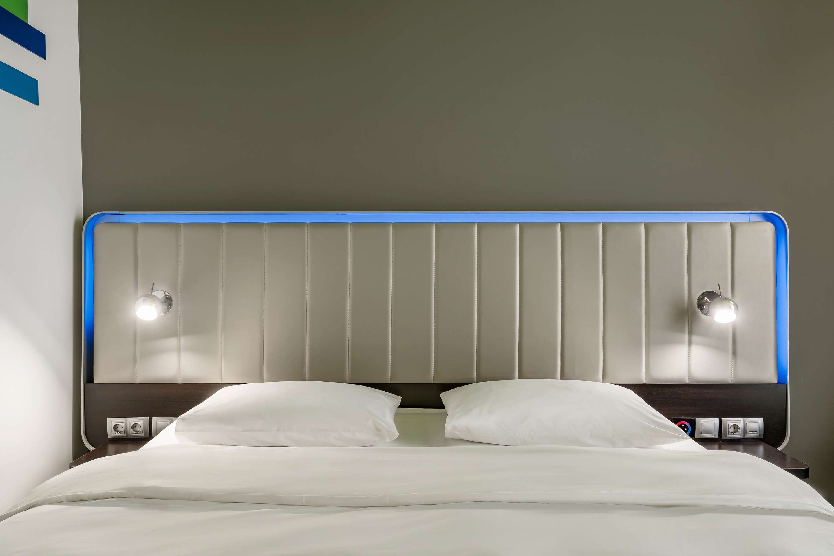 Cosmos Saint-Petersburg Pulkovo Apt Htl