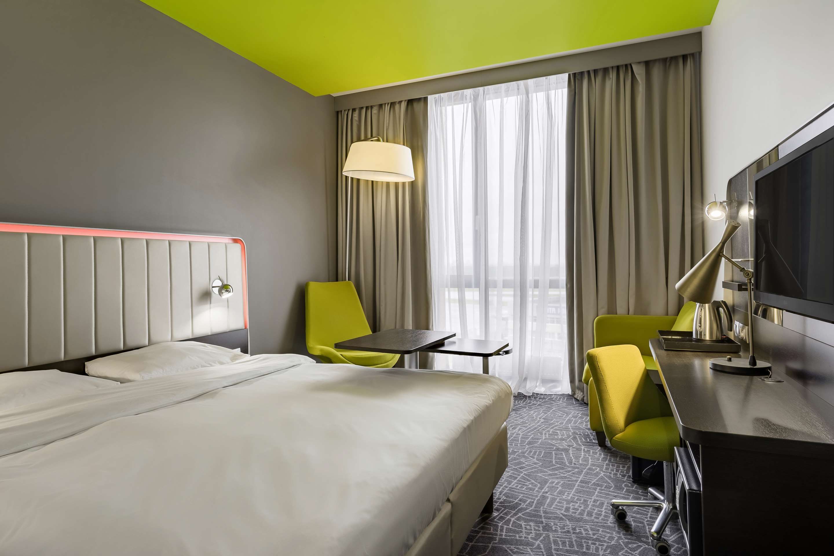 Cosmos Saint-Petersburg Pulkovo Apt Htl