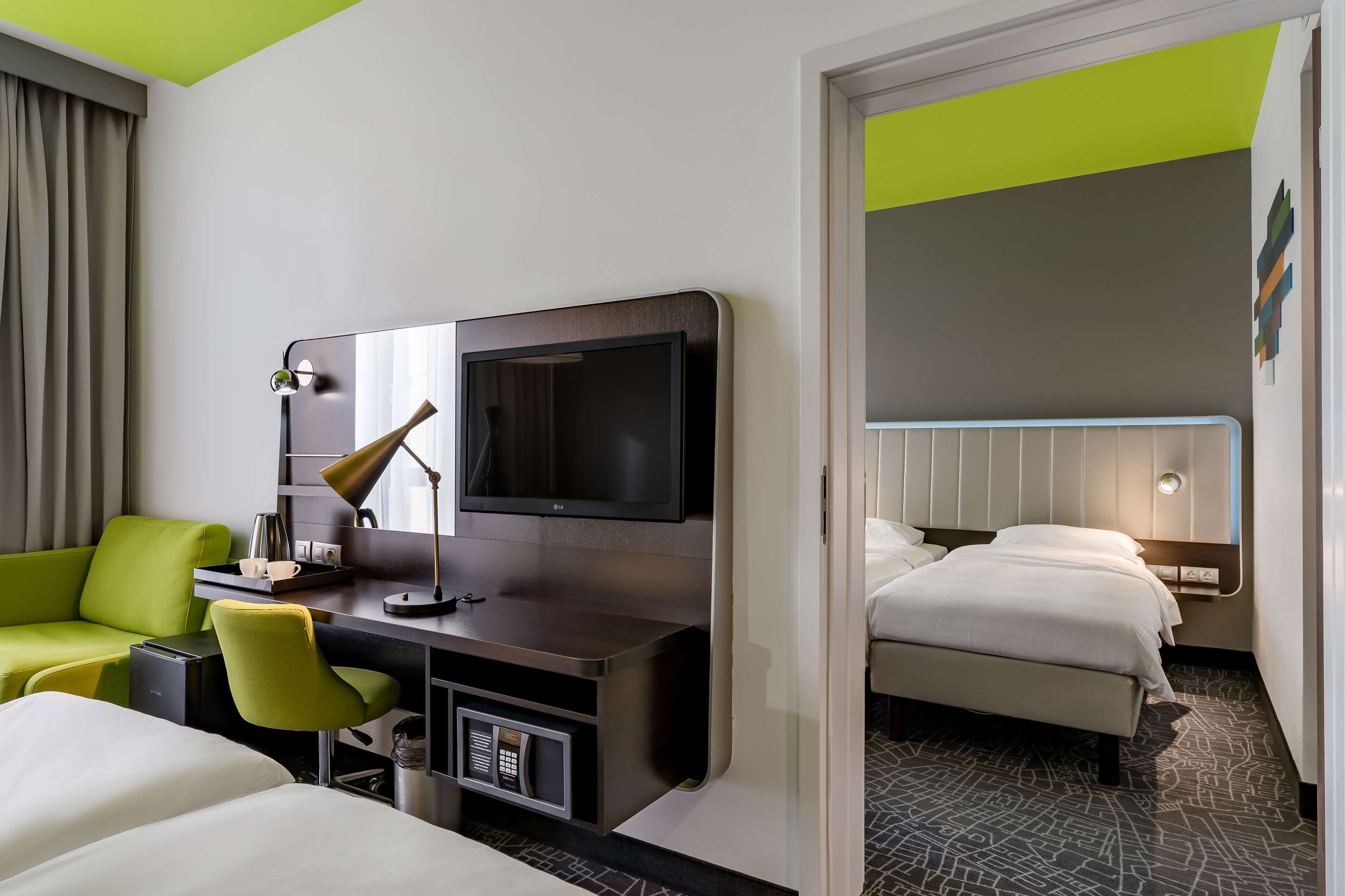 Cosmos Saint-Petersburg Pulkovo Apt Htl