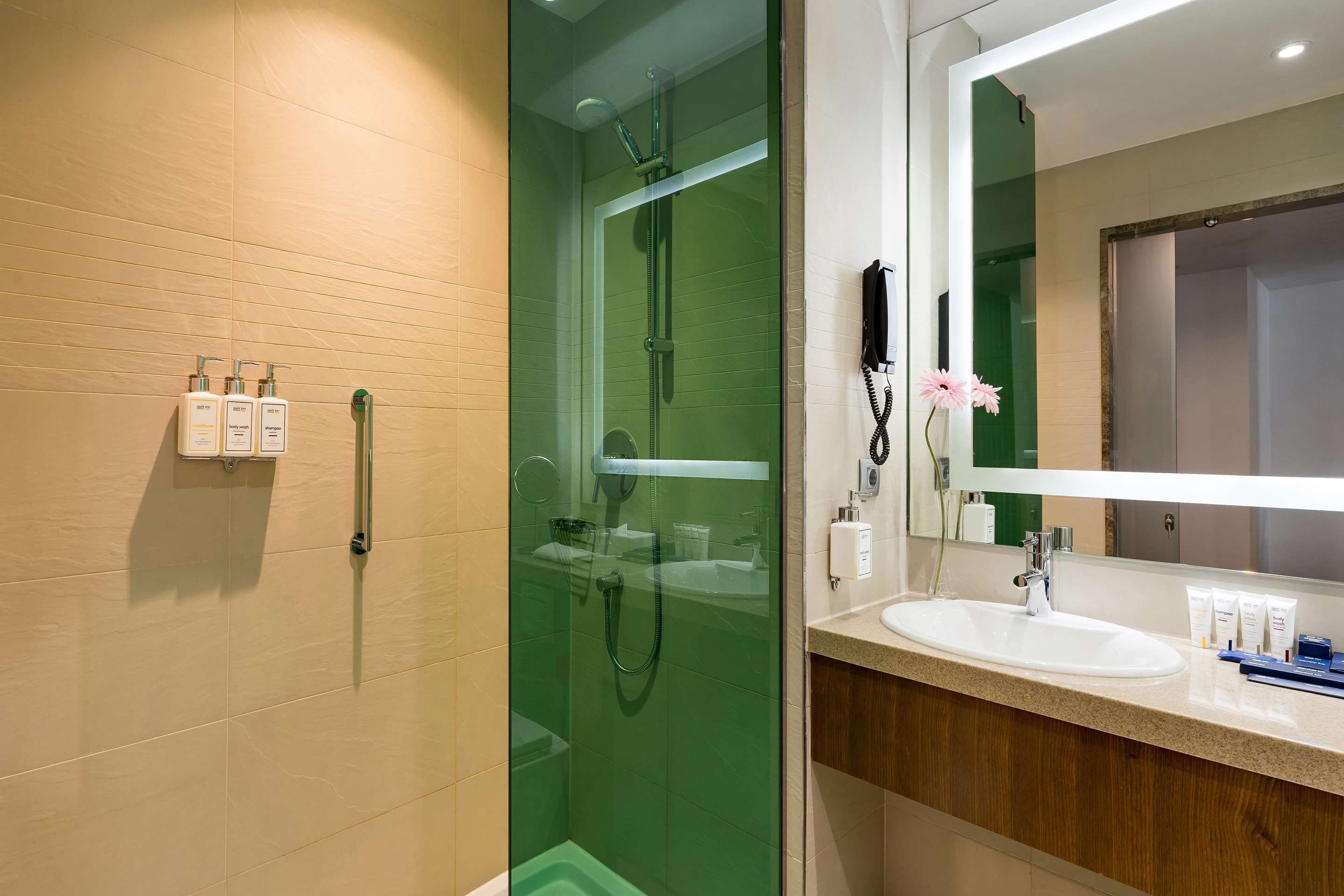 Cosmos Saint-Petersburg Pulkovo Apt Htl