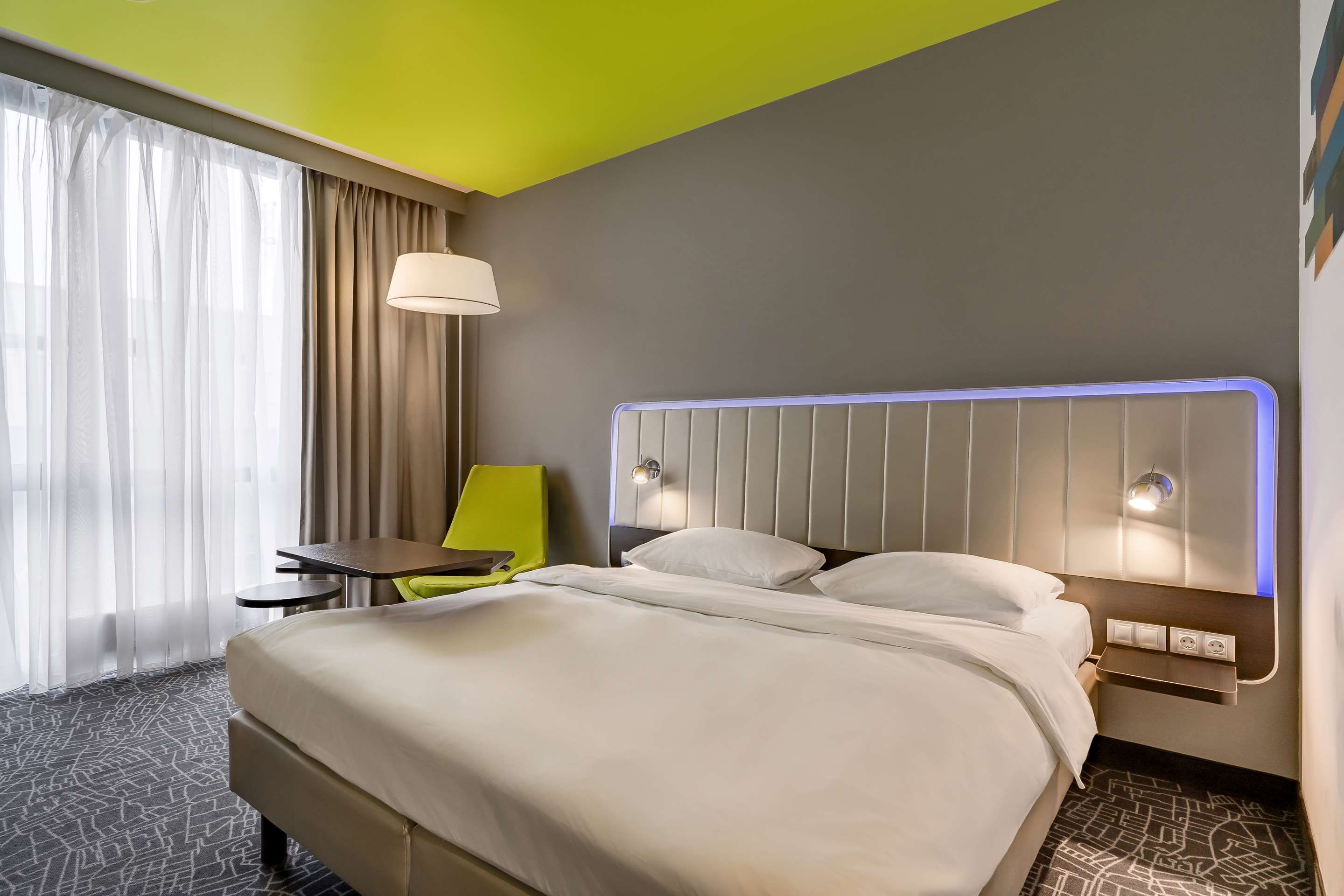 Cosmos Saint-Petersburg Pulkovo Apt Htl