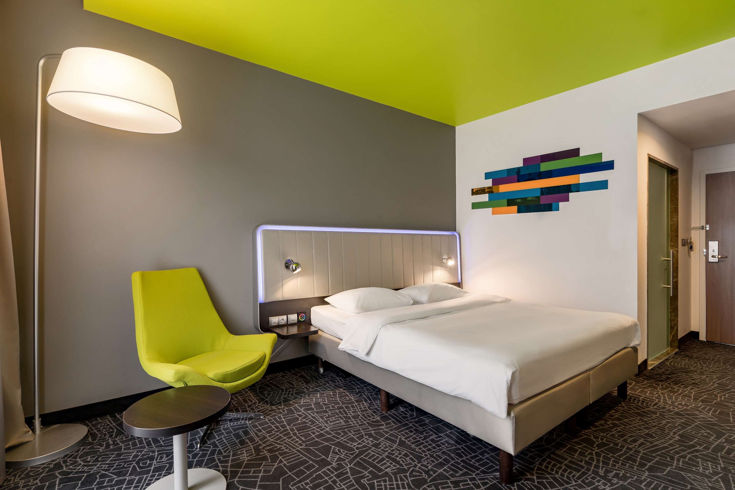 Cosmos Saint-Petersburg Pulkovo Apt Htl
