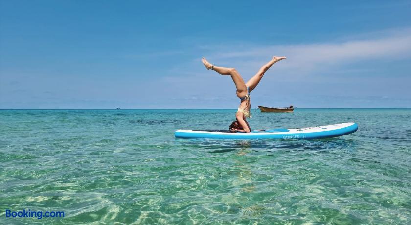 booking-898259-492214374-263432 Sunboo Beach Bungalows