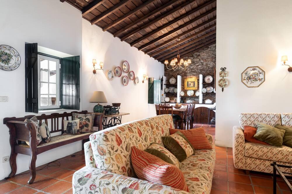 House Countryside with view on the Dam, with Pool, lawn, Barbecue, porch Alentejo - Montargil visuel 3/5 House Countryside with view on the Dam, with Pool, lawn, Barbecue, porch Alentejo - Montargil visuel 3/5