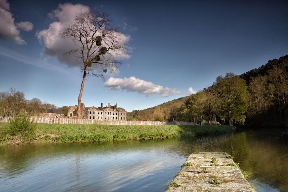 On a 3-hour property, in the heart of the forest, the Gites du Lety await you Bretagne - Laniscat visuel 2/5 On a 3-hour property, in the heart of the forest, the Gites du Lety await you Bretagne - Laniscat visuel 2/5