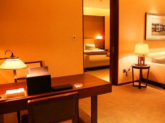 agoda-3550476-551065428-311021 Swan Lakeview Hotel