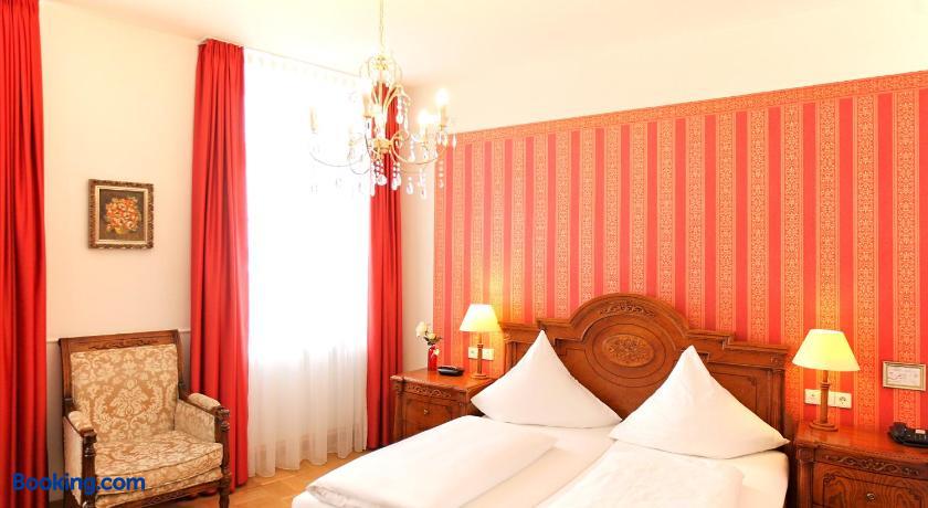 booking-328831-290680077-853304 Hotel Rathausglöckel