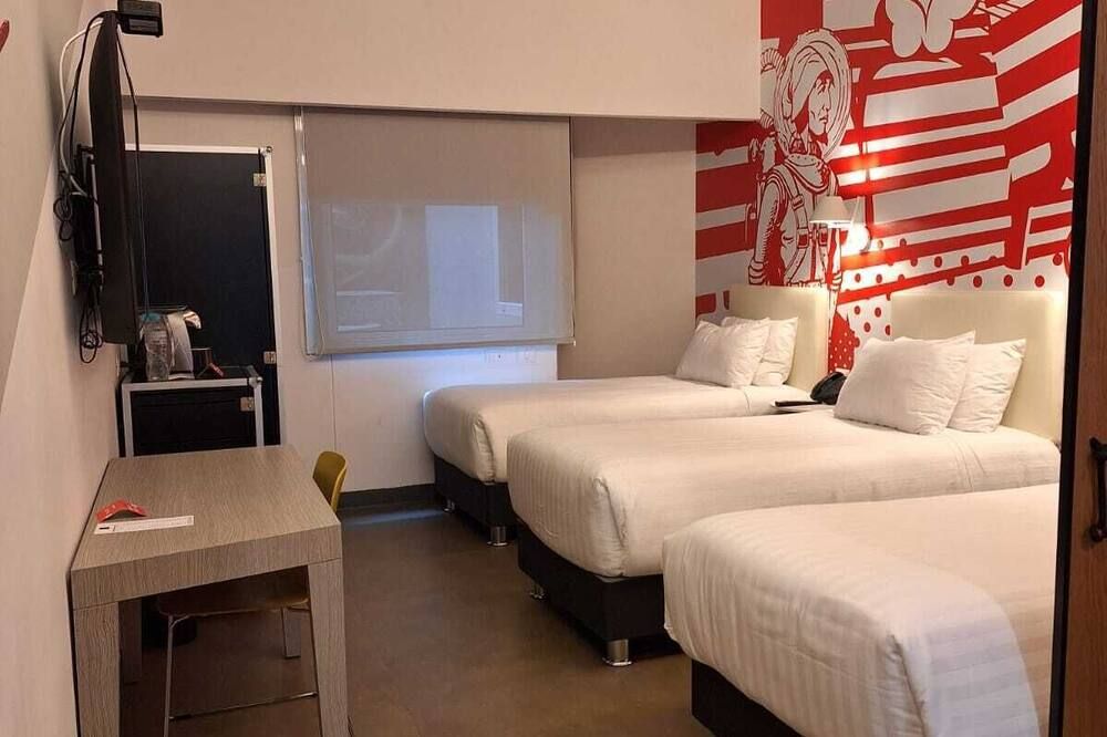 Radisson RED Miraflores