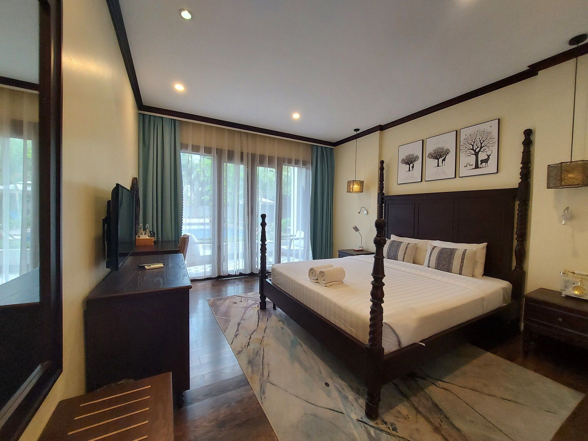 Sunrise Hotel Luang Prabang MekongRiver