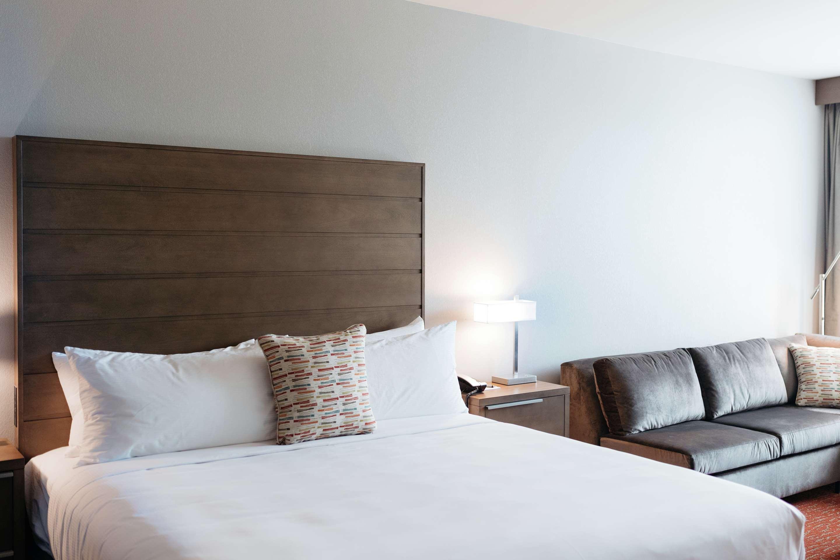 ice-5272565-100075656-397523 Revel Hotel Des Moines Urbandale, Tapestry Collection By Hilton
