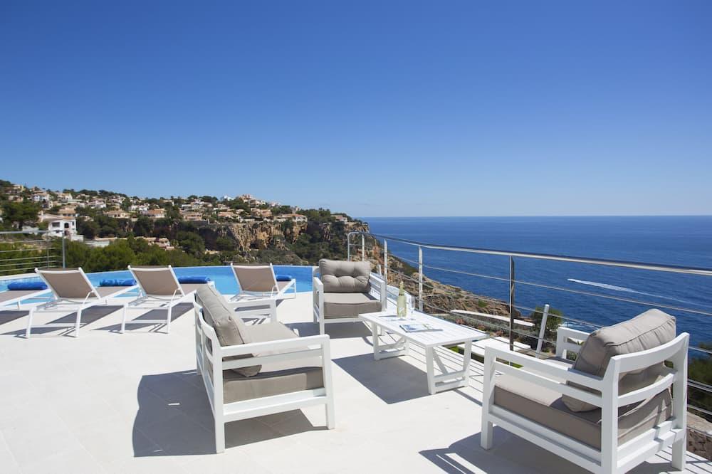 Luxury Villa Front Of The Sea For 8 Persons Kust van Valencia - Javea visuel 2/5 Luxury Villa Front Of The Sea For 8 Persons Kust van Valencia - Javea visuel 2/5