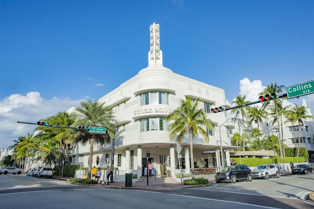 Essex House by Clevelander