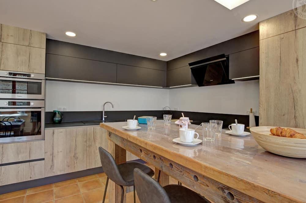 Gite Cezay, 6 bedrooms, 14 persons Ile de France - Saint-Germain-Laval visuel 2/5 Gite Cezay, 6 bedrooms, 14 persons Ile de France - Saint-Germain-Laval visuel 2/5