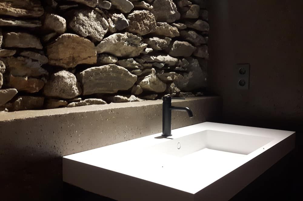 Les Pardines 1819 Mountain Suites & Spa