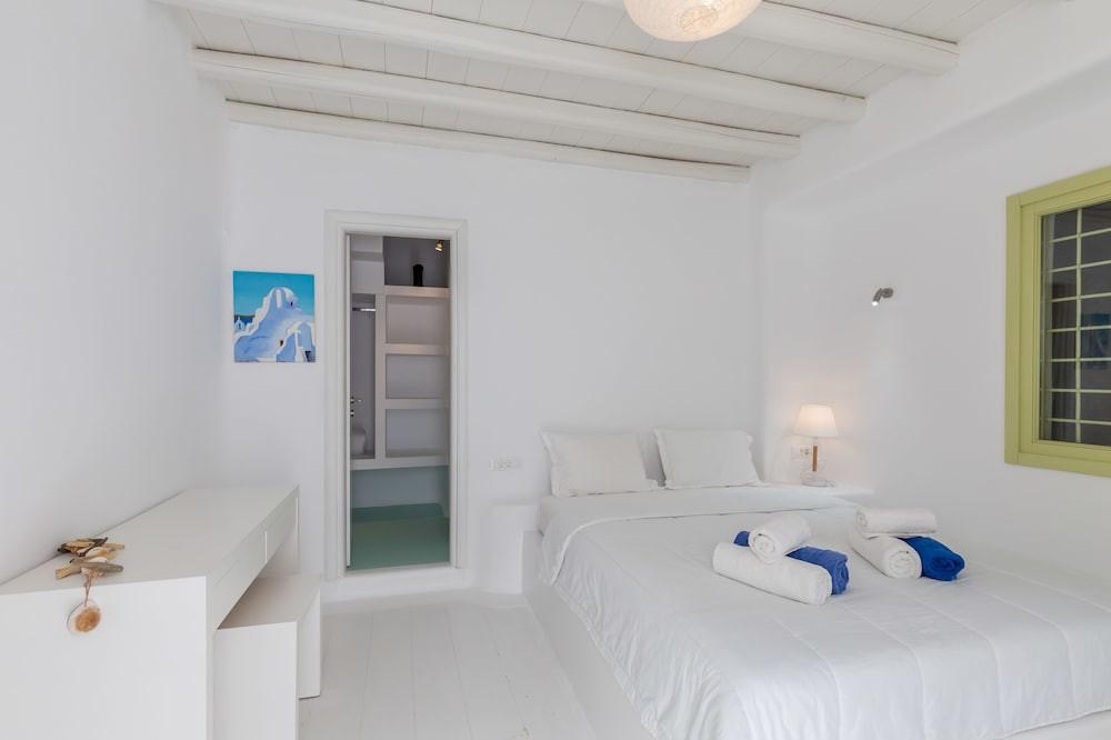 sembo-3940958-677055-903877 Lyra Villas Mykonos