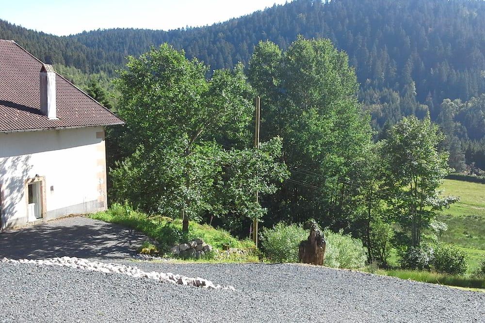 Gîte Du Poirier, Mountain Charm And Modernity A Few Steps From Gérardmer Lotharingen - Le Tholy visuel 2/5 Gîte Du Poirier, Mountain Charm And Modernity A Few Steps From Gérardmer Lotharingen - Le Tholy visuel 2/5