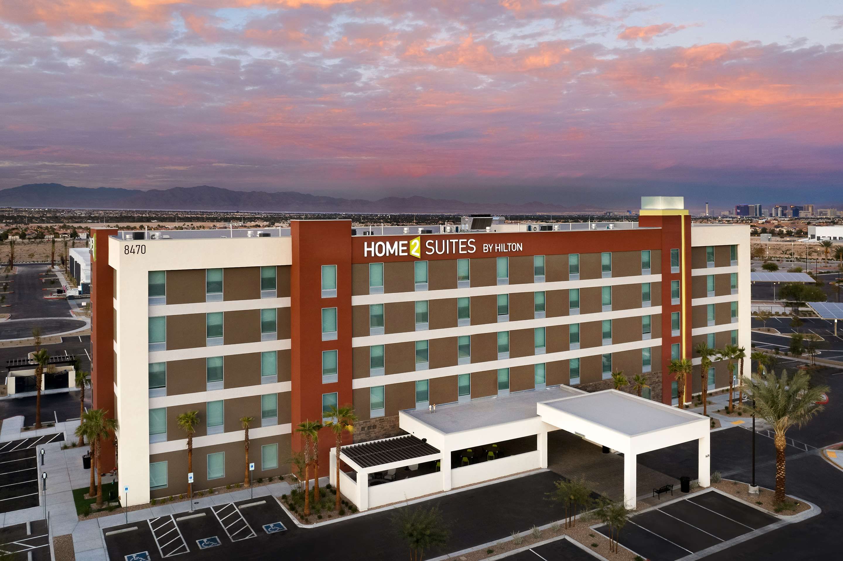 Home2 Suites by Hilton Las Vegas I-215 Curve