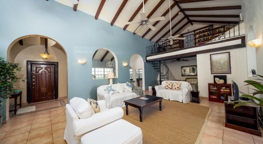 Water's Edge Villa - Oceanfront with Private Pool