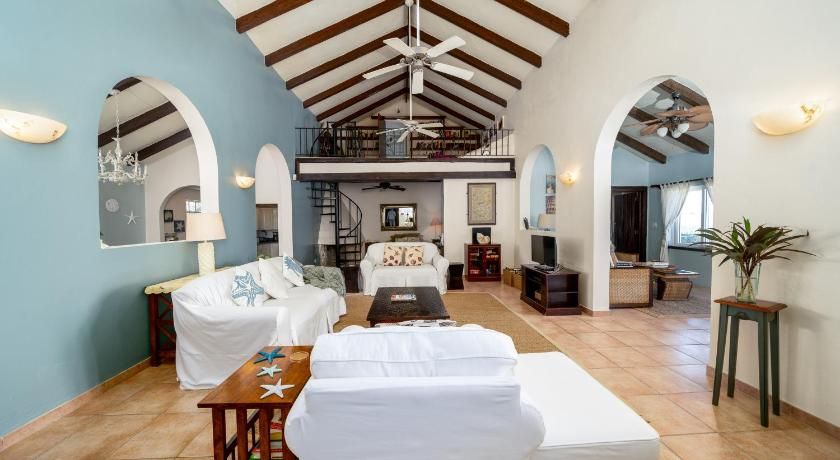 Water's Edge Villa - Oceanfront with Private Pool