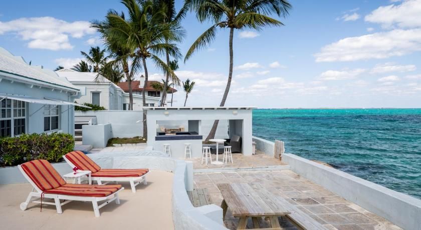 Water's Edge Villa - Oceanfront with Private Pool