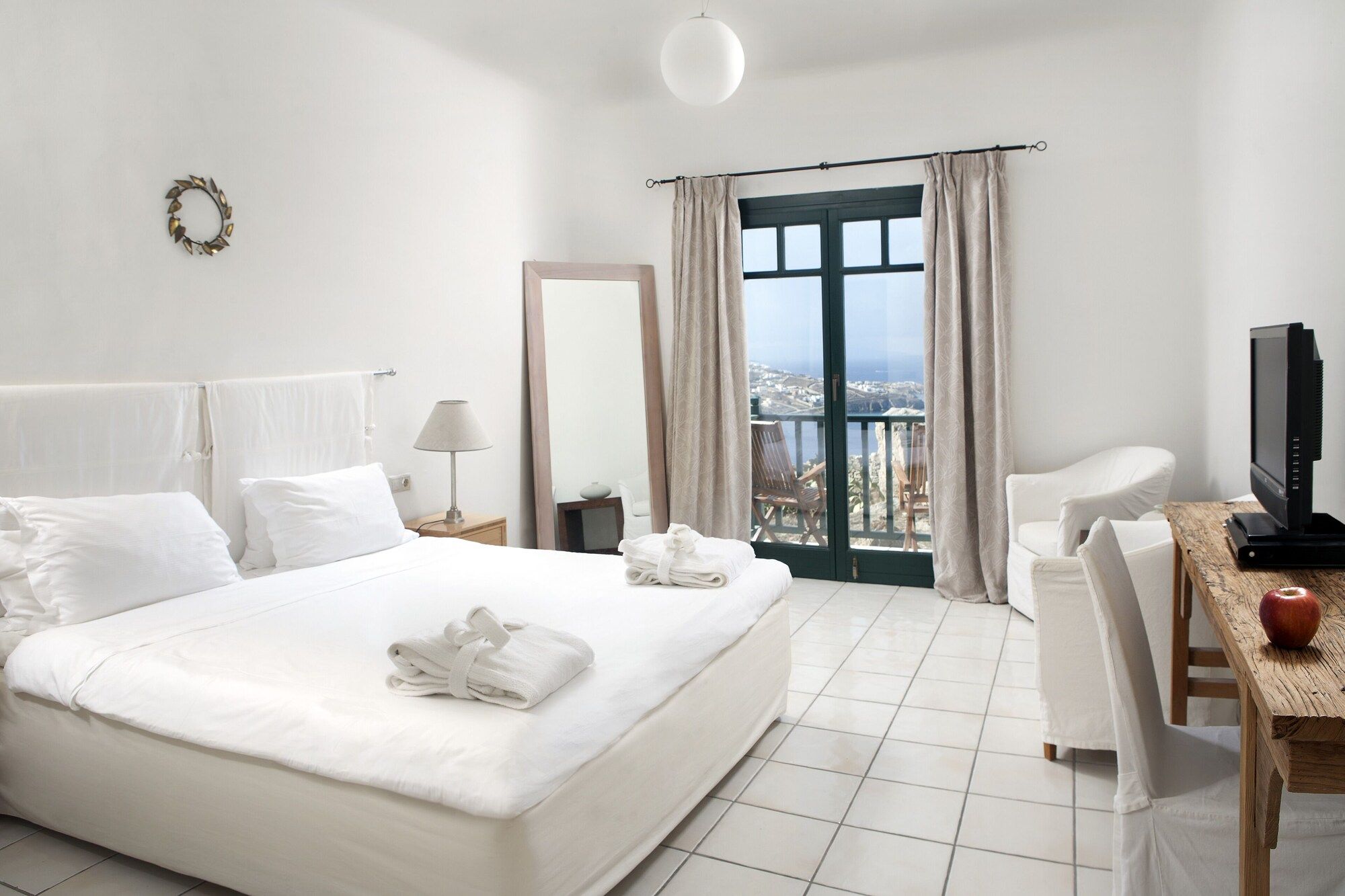 Tharroe of Mykonos Boutique Hotel