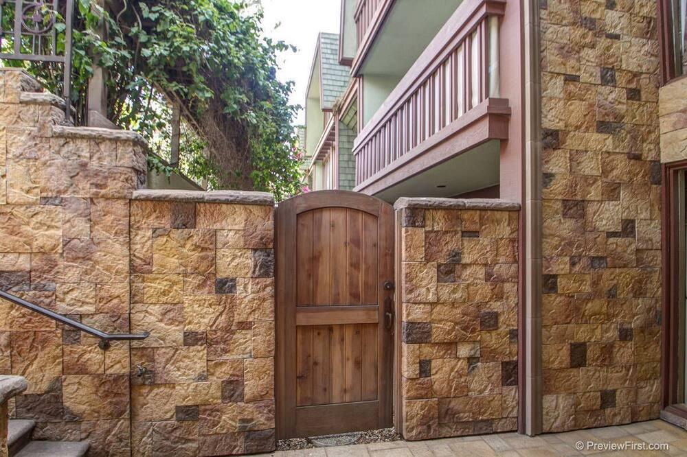 L'Auberge Del Mar: Enjoy the Beach Life with Included Resort Amenities