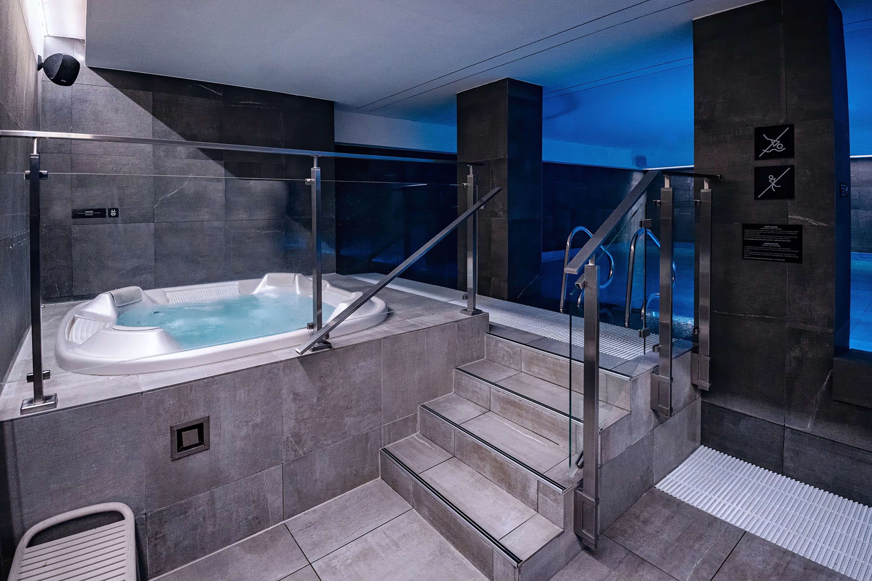 DoubleTree by Hilton Wroclaw