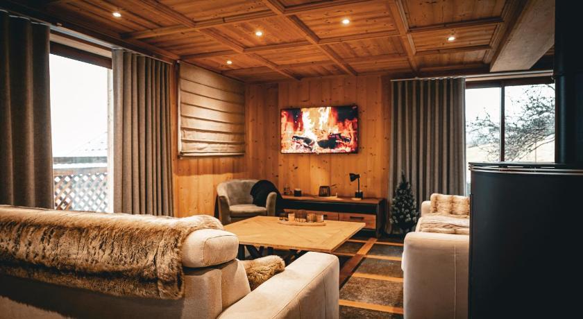 Chalet Mont Blanc Conciergerie de la Yaute - Rhône-Alpes - Cordon visuel 3/5 Chalet Mont Blanc Conciergerie de la Yaute - Rhône-Alpes - Cordon visuel 3/5