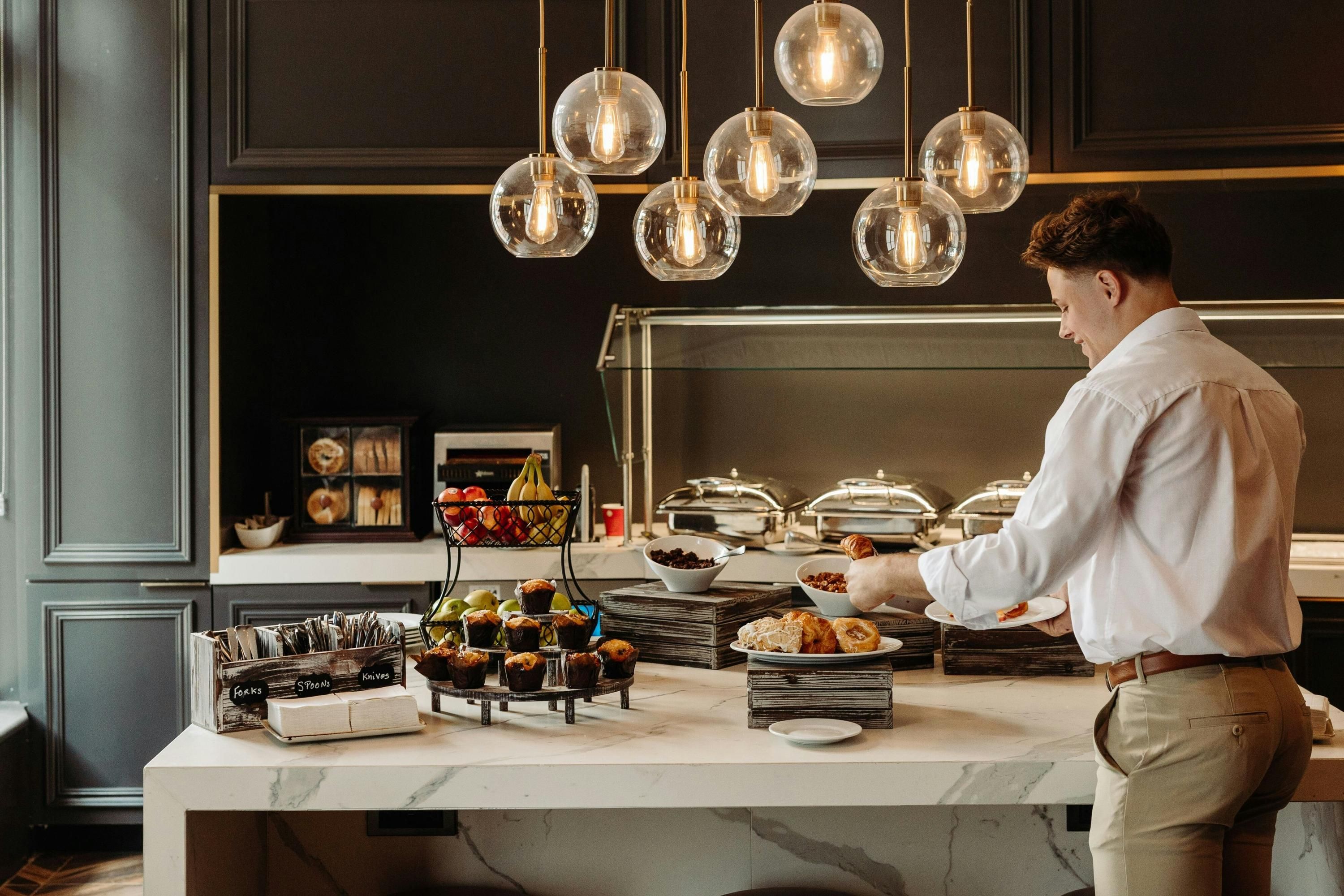 New Orleans Marriott Warehouse Arts District